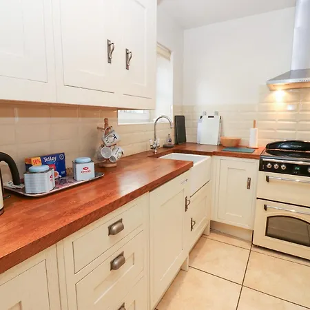 Bridge House 펜션 호스