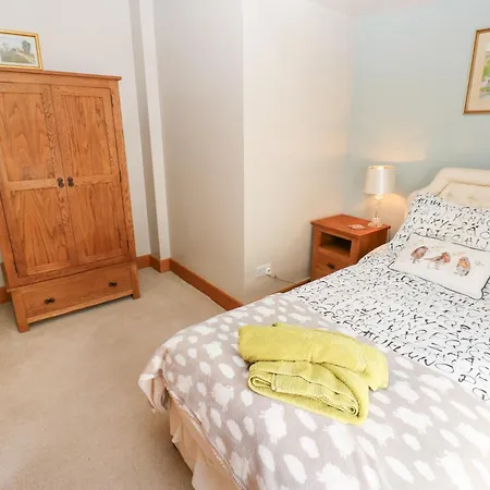 Bridge House 펜션 호스