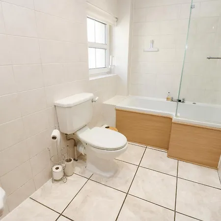 Bridge House 펜션 호스